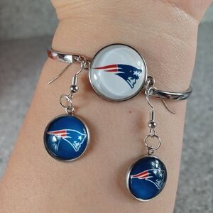 New England Patriots NFL Earrings Bangle Bracelet Bundle Football Fan Jewelry